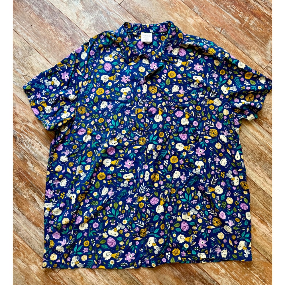 Peanuts Snoopy Charlie Brown Shirt Mens XXL Floral Rayon Camp Button Up Blue